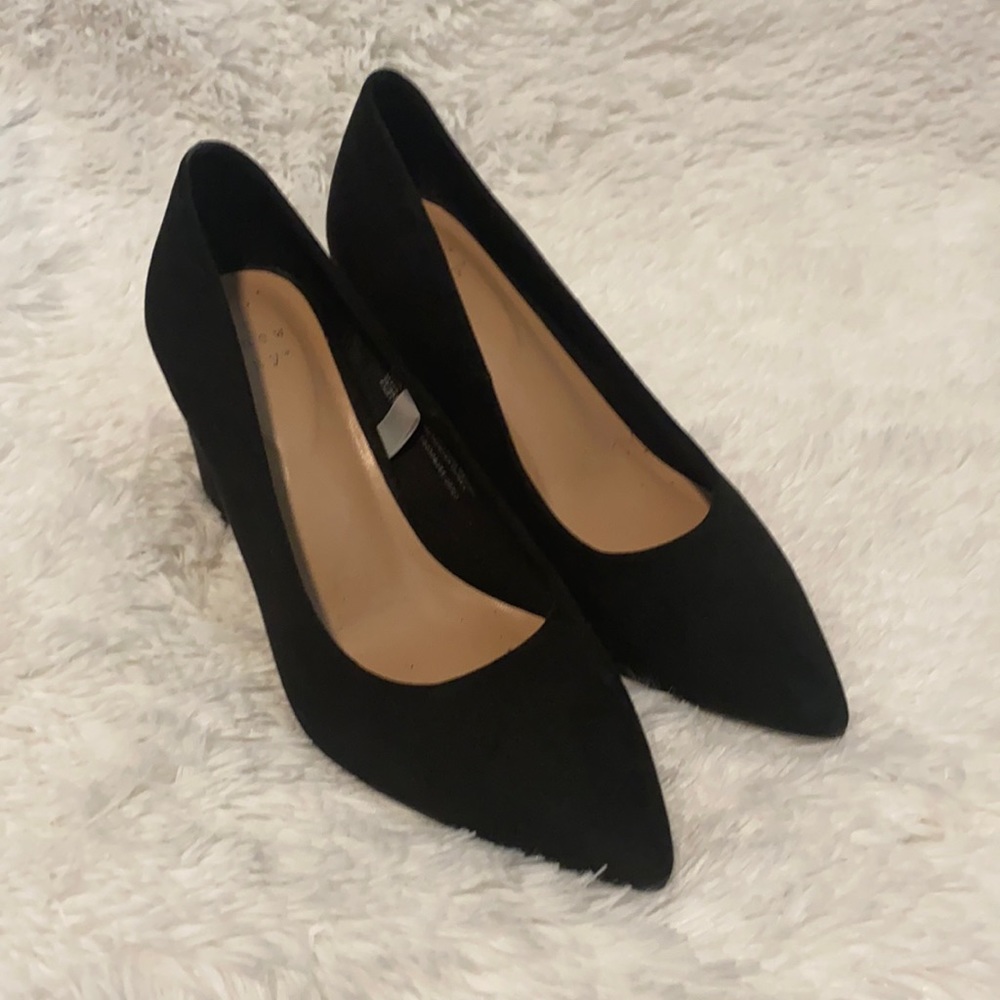 A New Day Chunky Pointy Toe Faux Suede Heels